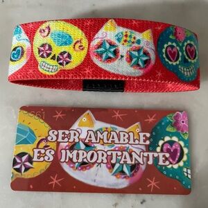 NEW - ZOX “Ser Amable Es Importante” Size Medium Stretch Wristband & Card